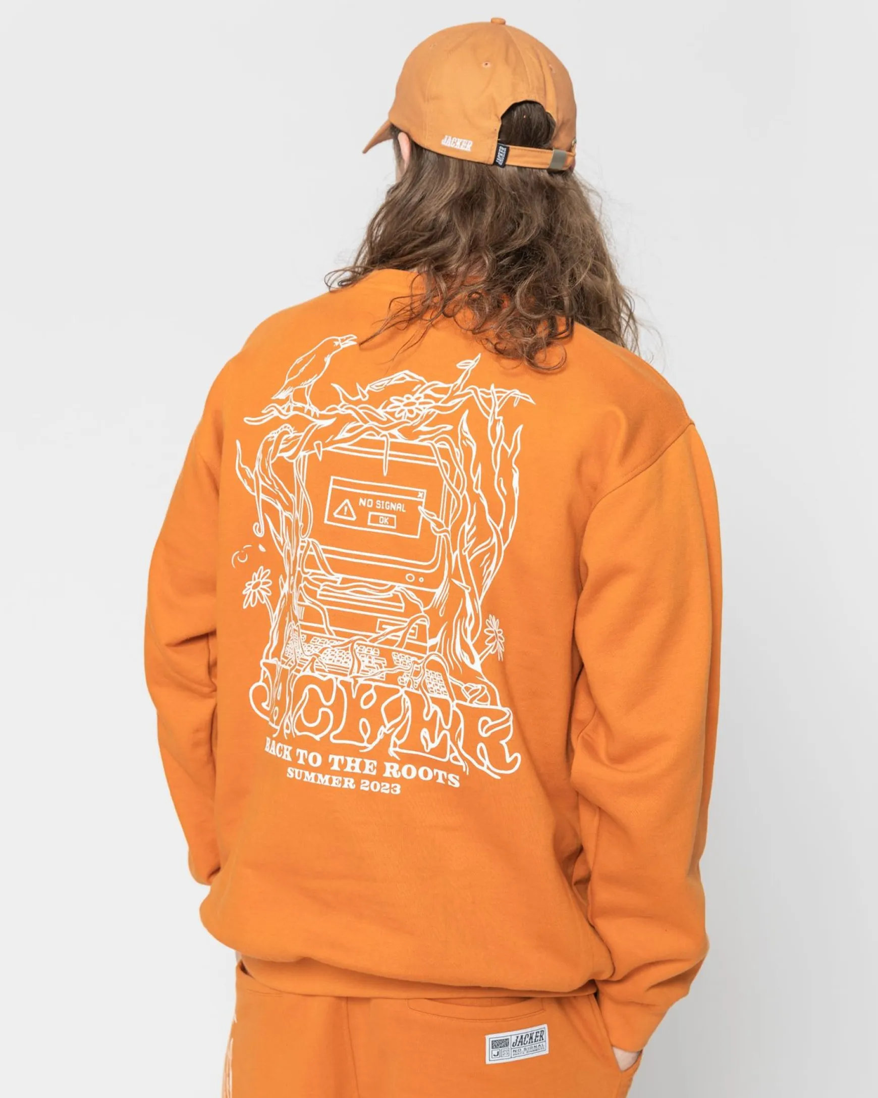 Jacker No Signal-Crewneck-Caramel