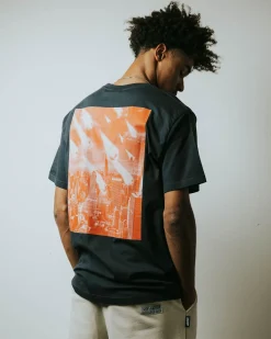 Jacker Tits Attack-T-Shirt-Navy